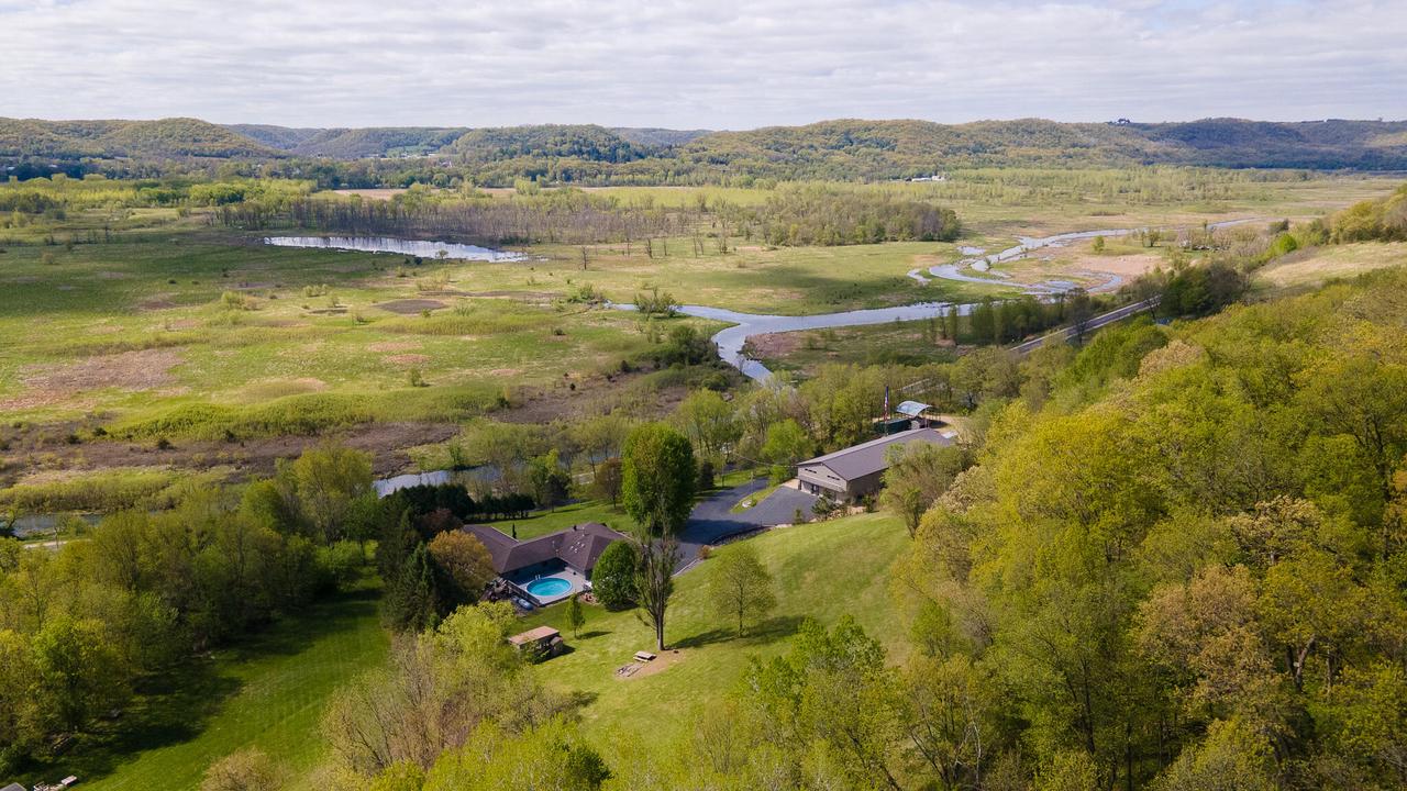 5000 County 21 — photo