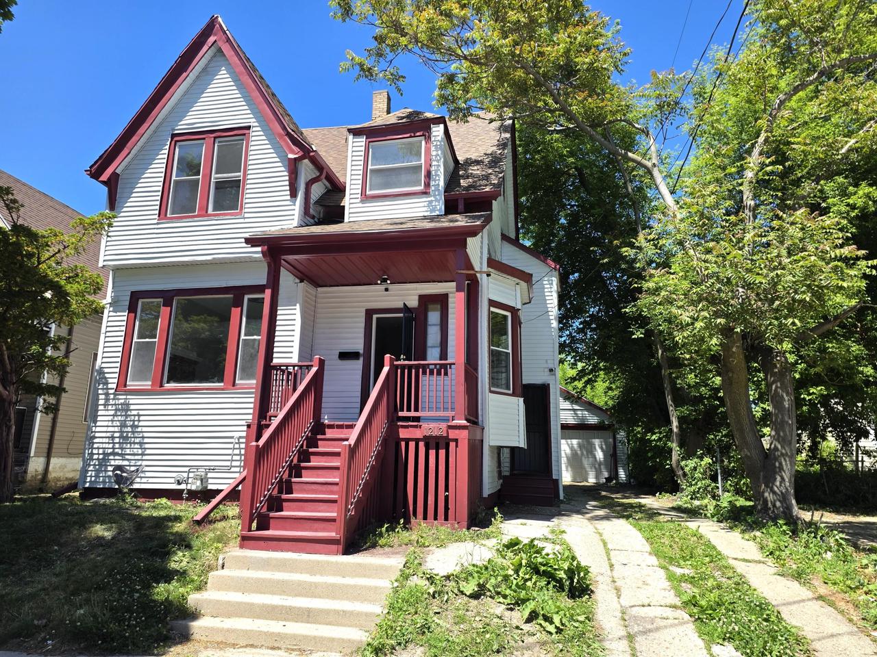 1212 W Chambers Street — photo