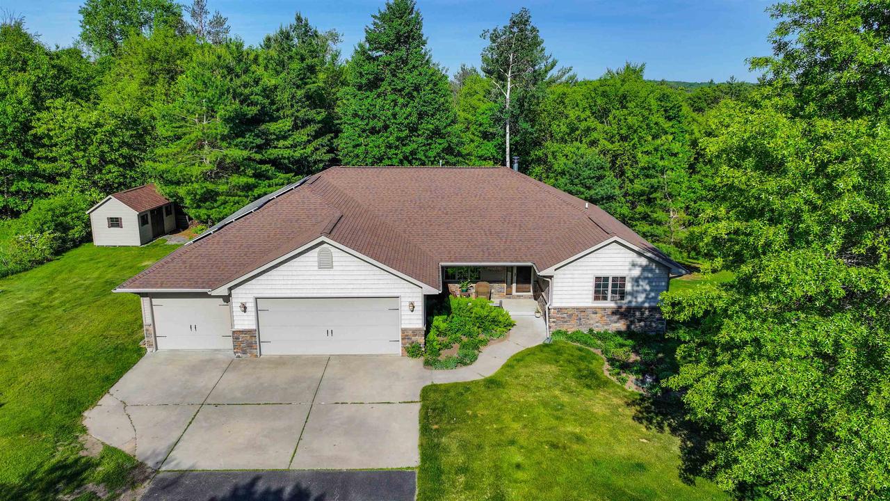 E3093 High Point Ridge Drive, Lind, WI 54981