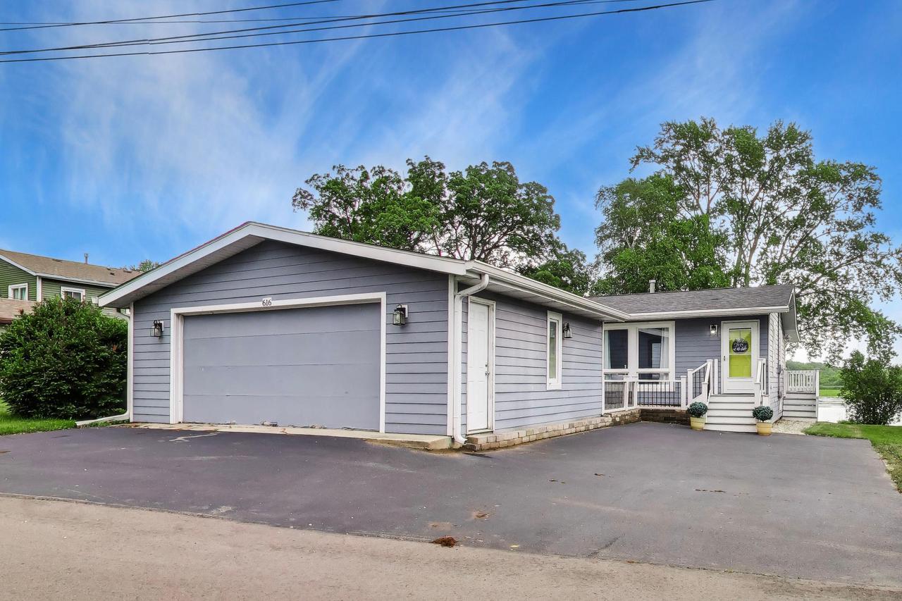 616 Inlet Shore DRIVE, Delavan, WI 53115 — photo 2
