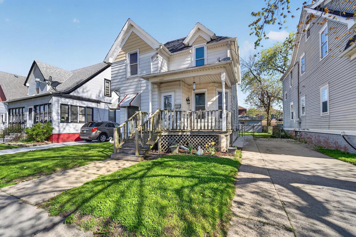 2010 16th STREET, Racine, WI 53403 — photo 2