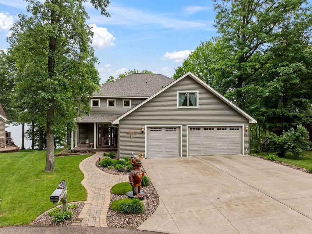 1114 Heart Island Parkway — photo