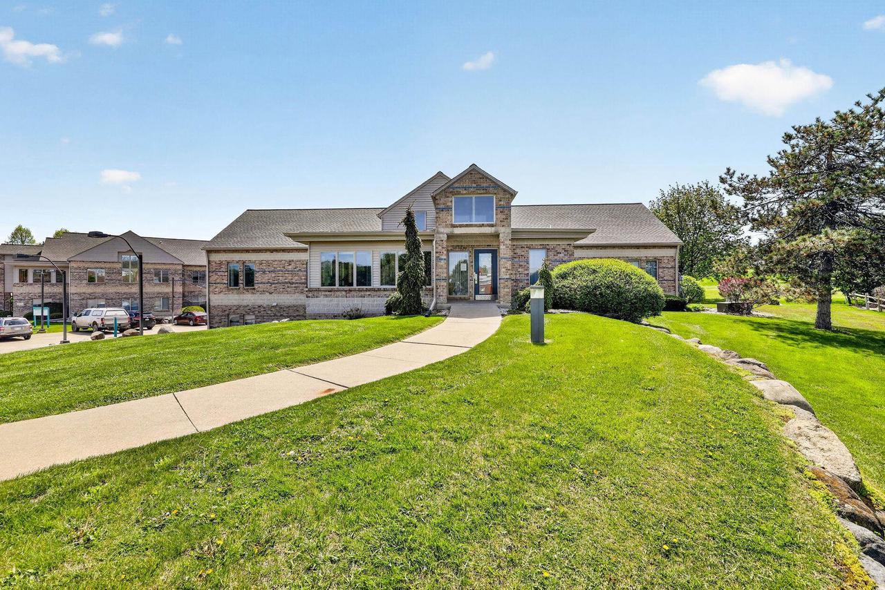 602 Pleasant Oak Drive — photo