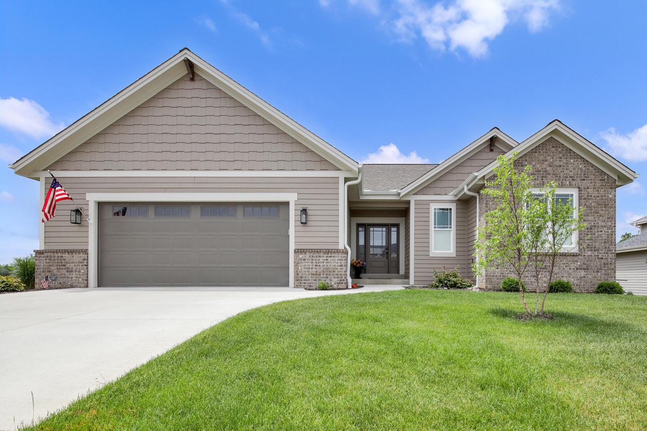 S54W25469 Pebble Brook Court — photo