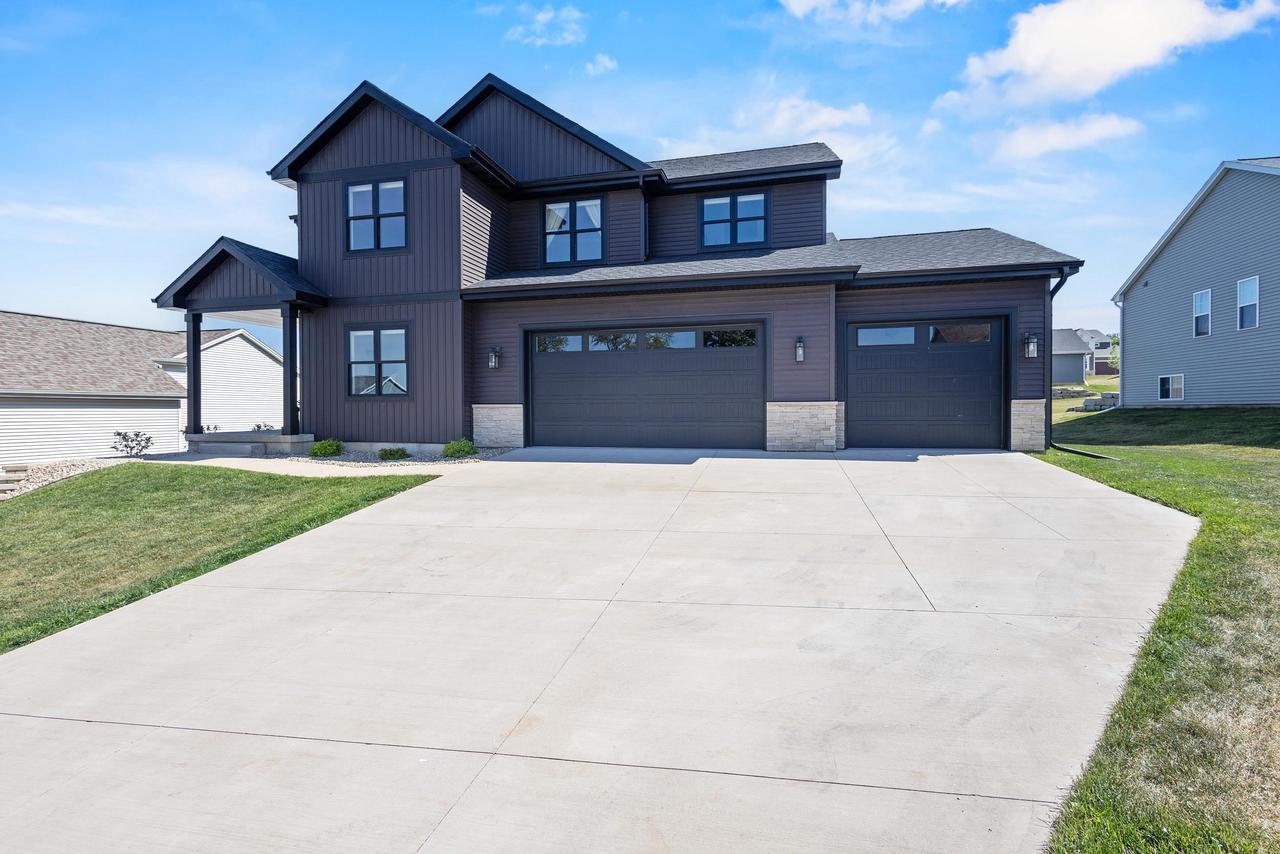 552 Autumn Ridge COURT, Oregon, WI 53575