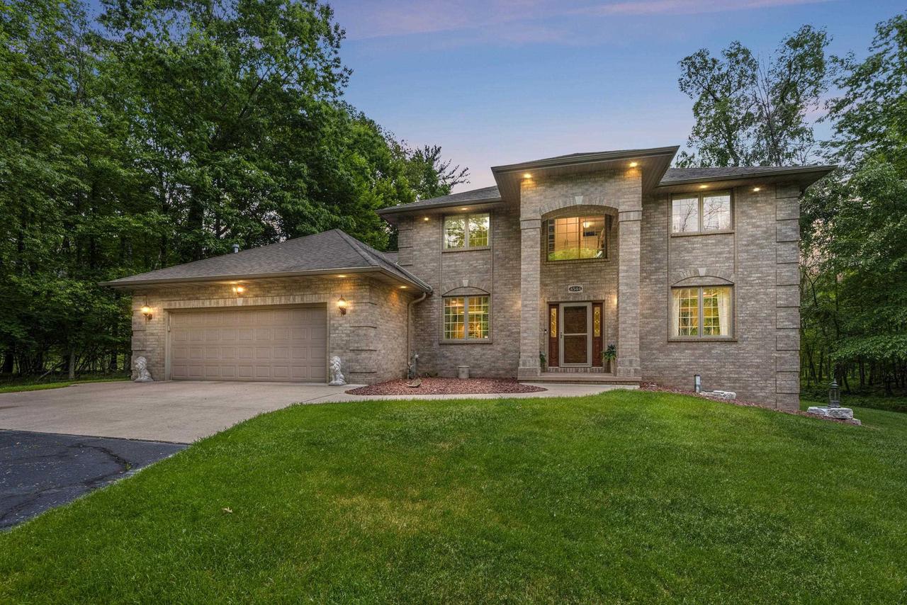 4544 Crooked Creek Lane — photo