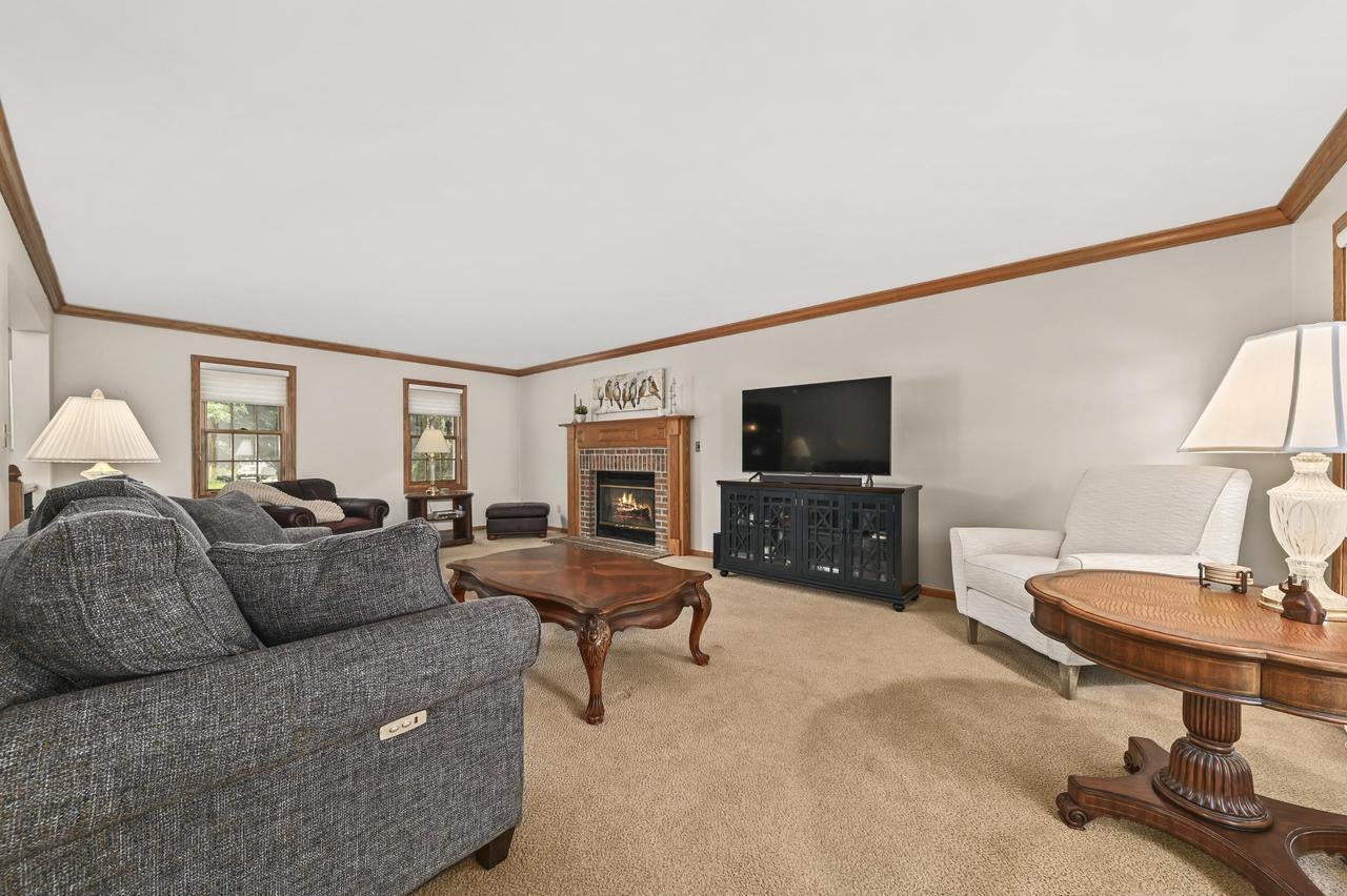 1230 S Springdale ROAD, Waukesha, WI 53186 — photo 3