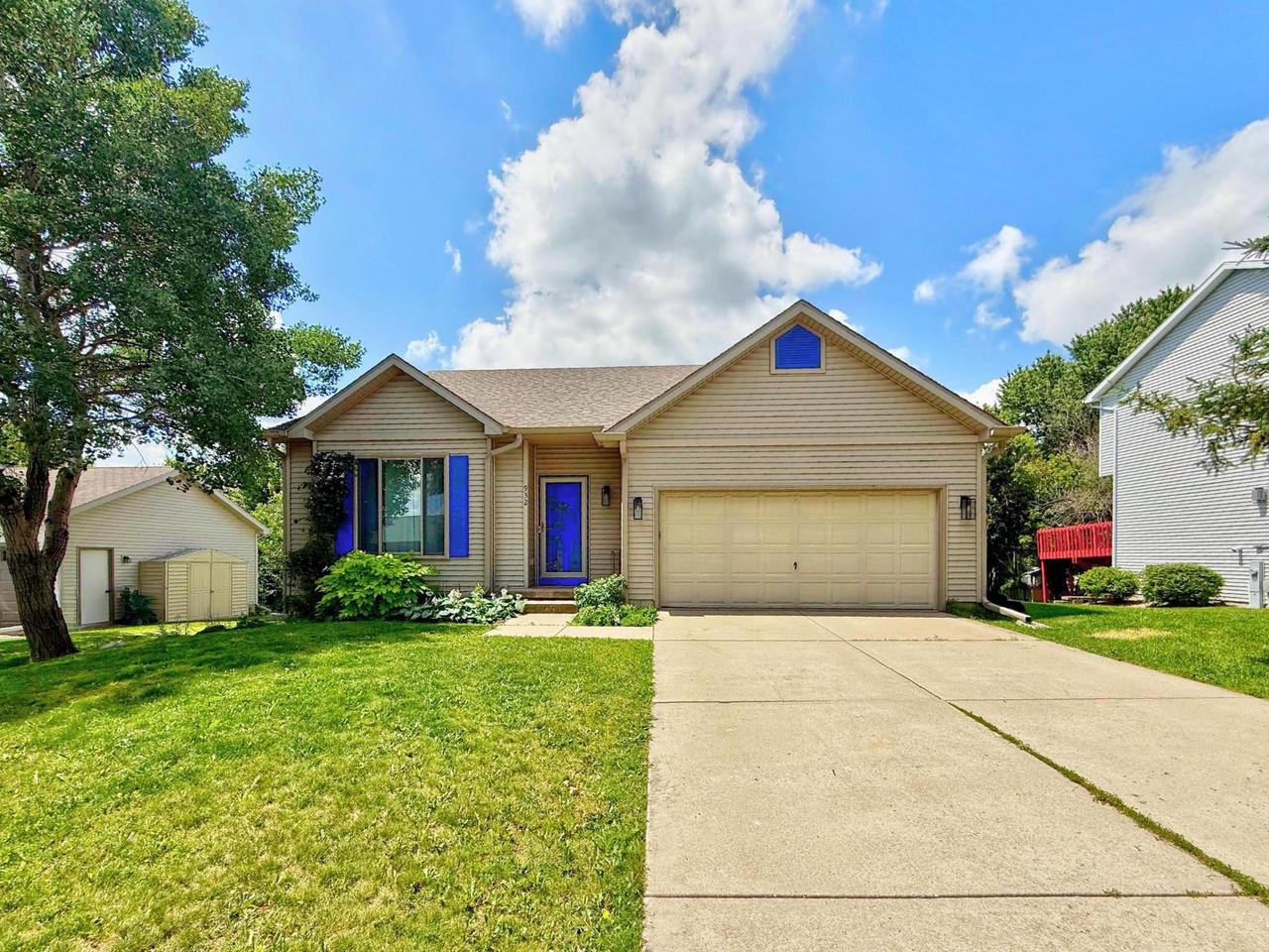 932 Vista Ridge Drive — photo