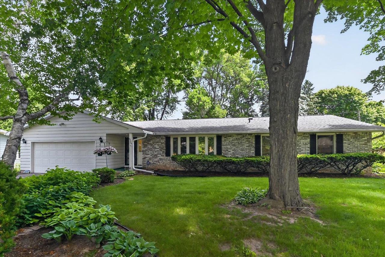 3306 Kingston Drive — photo
