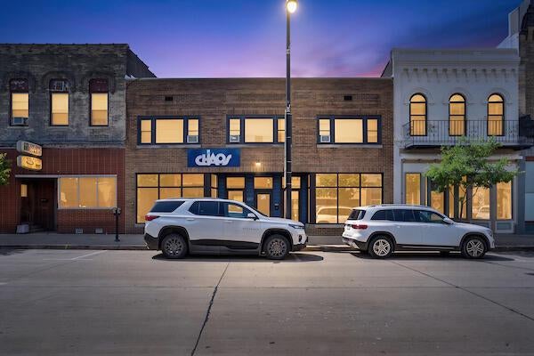 607 6th STREET, Racine, WI 53403