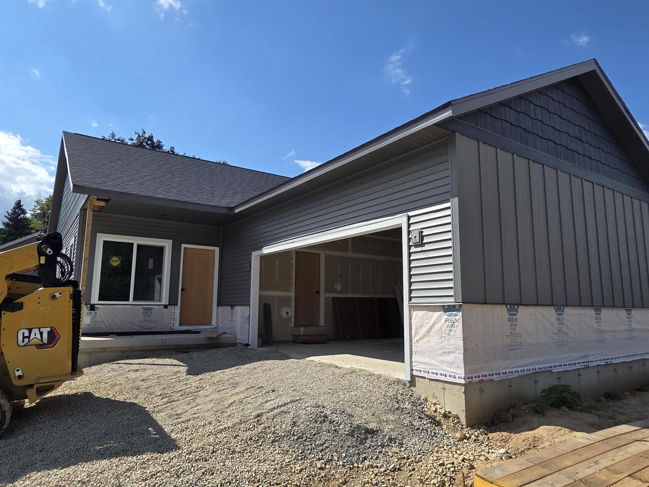 29 Rock River Drive — photo