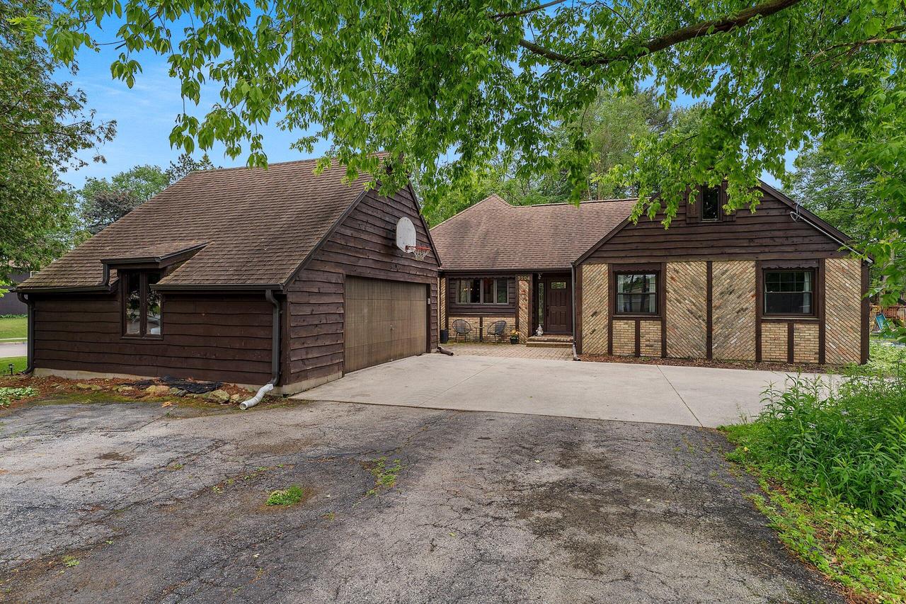 3204 Mishicot ROAD, Two Rivers, WI 54241