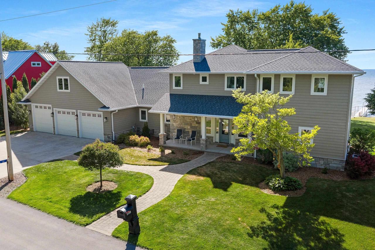 321 Breezy Acres Road — photo