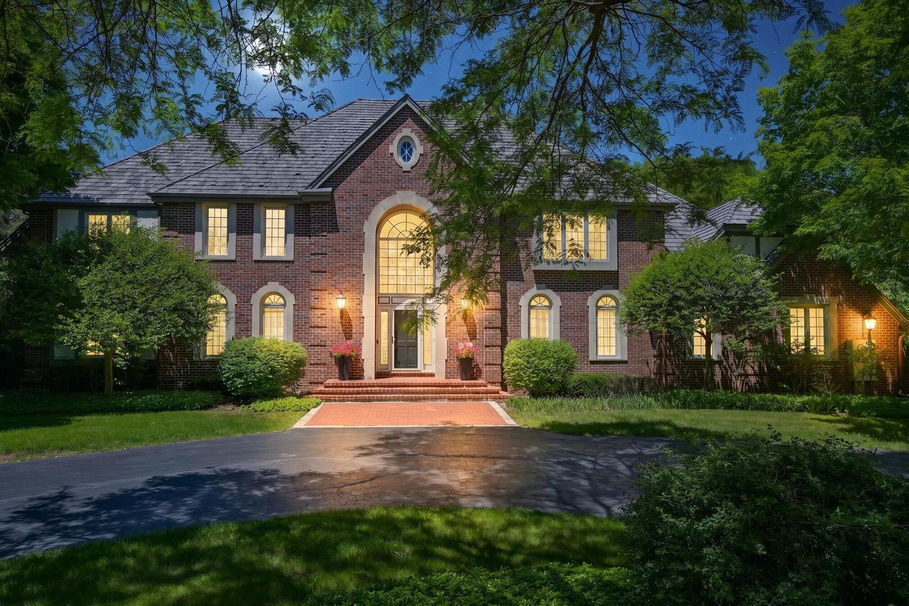 2146 W Columbia Drive — photo