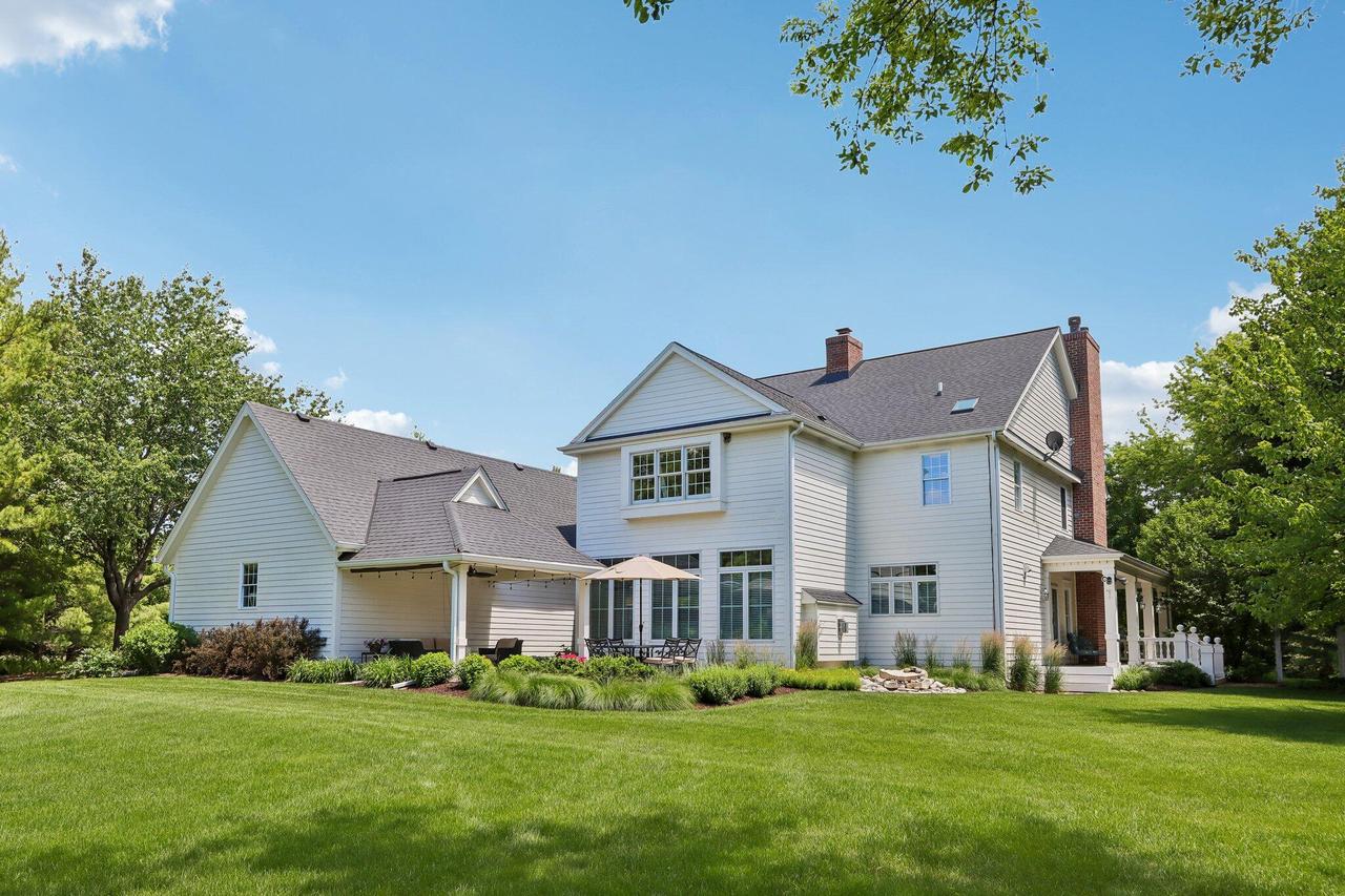 191 Fieldstone ROAD, Delafield, WI 53018 — photo 2