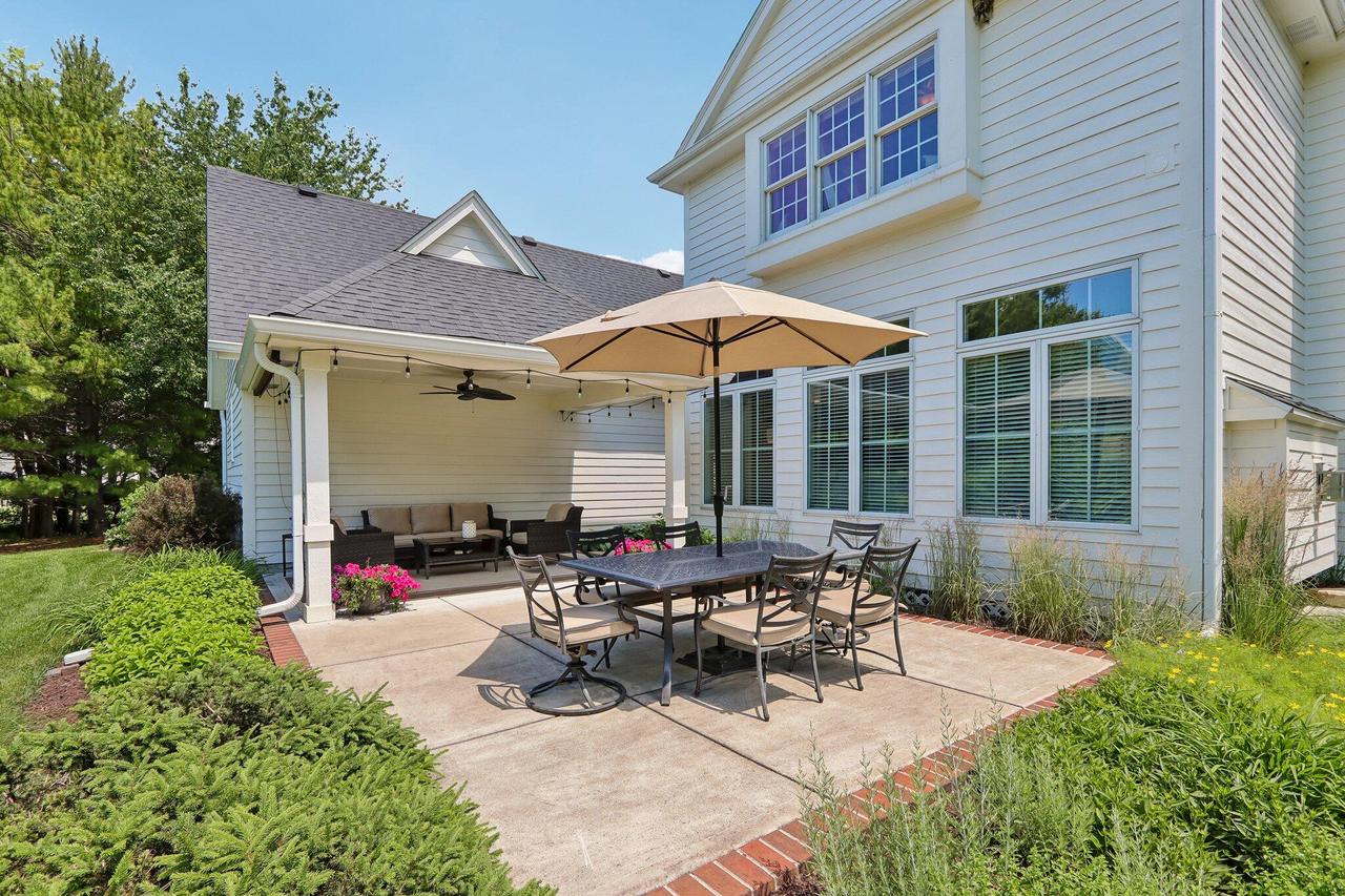 191 Fieldstone ROAD, Delafield, WI 53018 — photo 3
