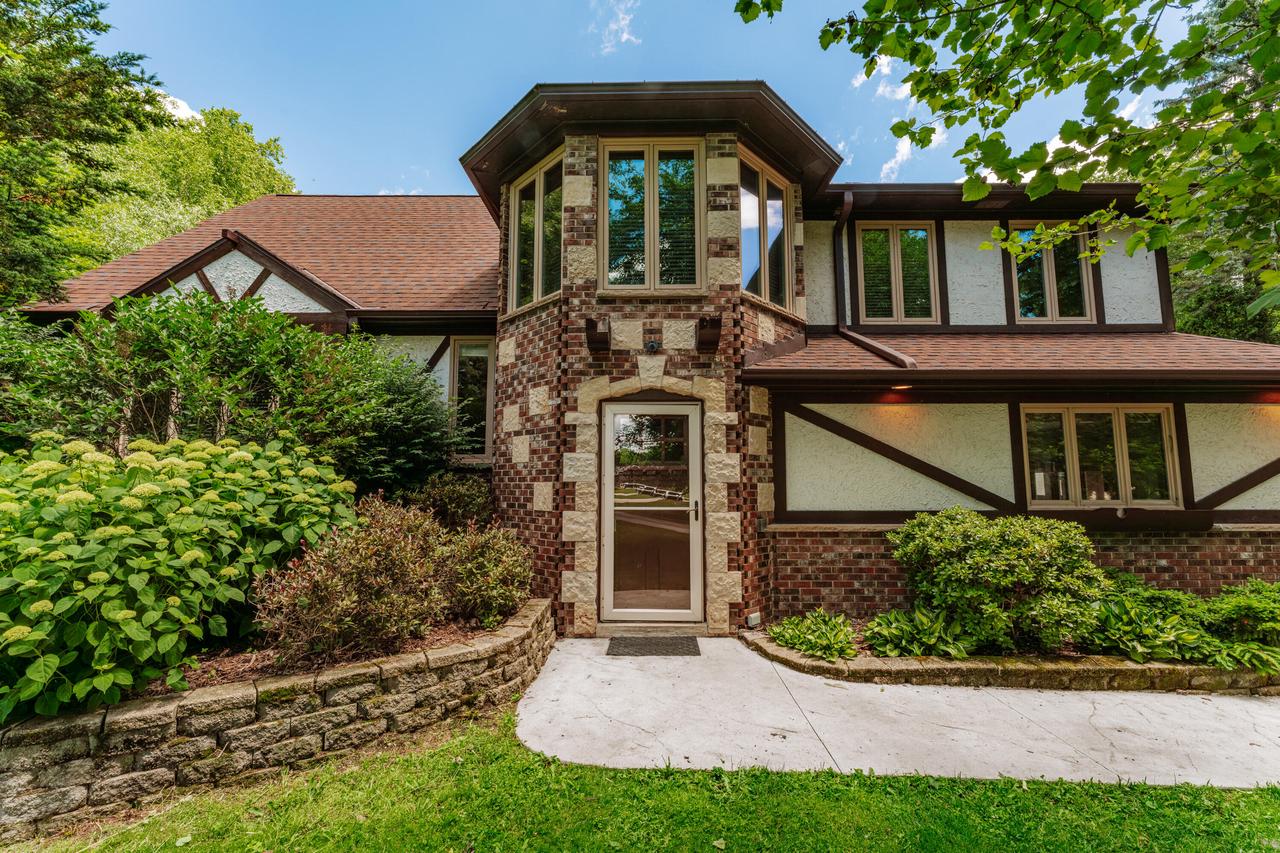 4705 Bluffside DRIVE, Racine, WI 53402 — photo 2