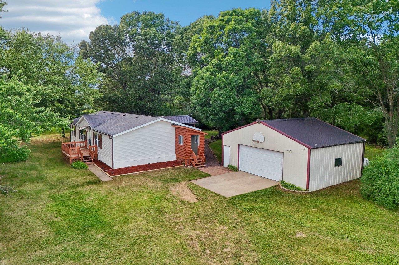 526 Freedom Lane — photo