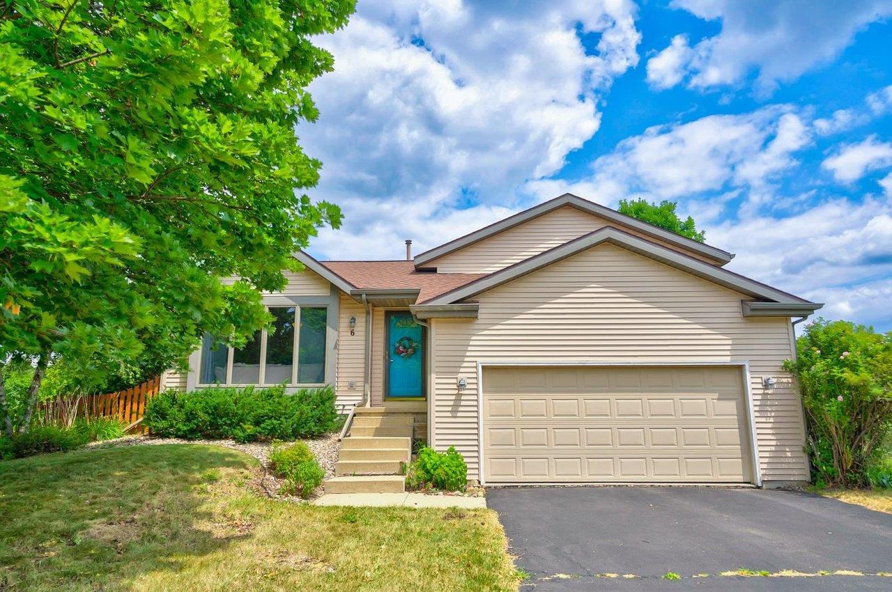 6 Autumn Jade Court — photo
