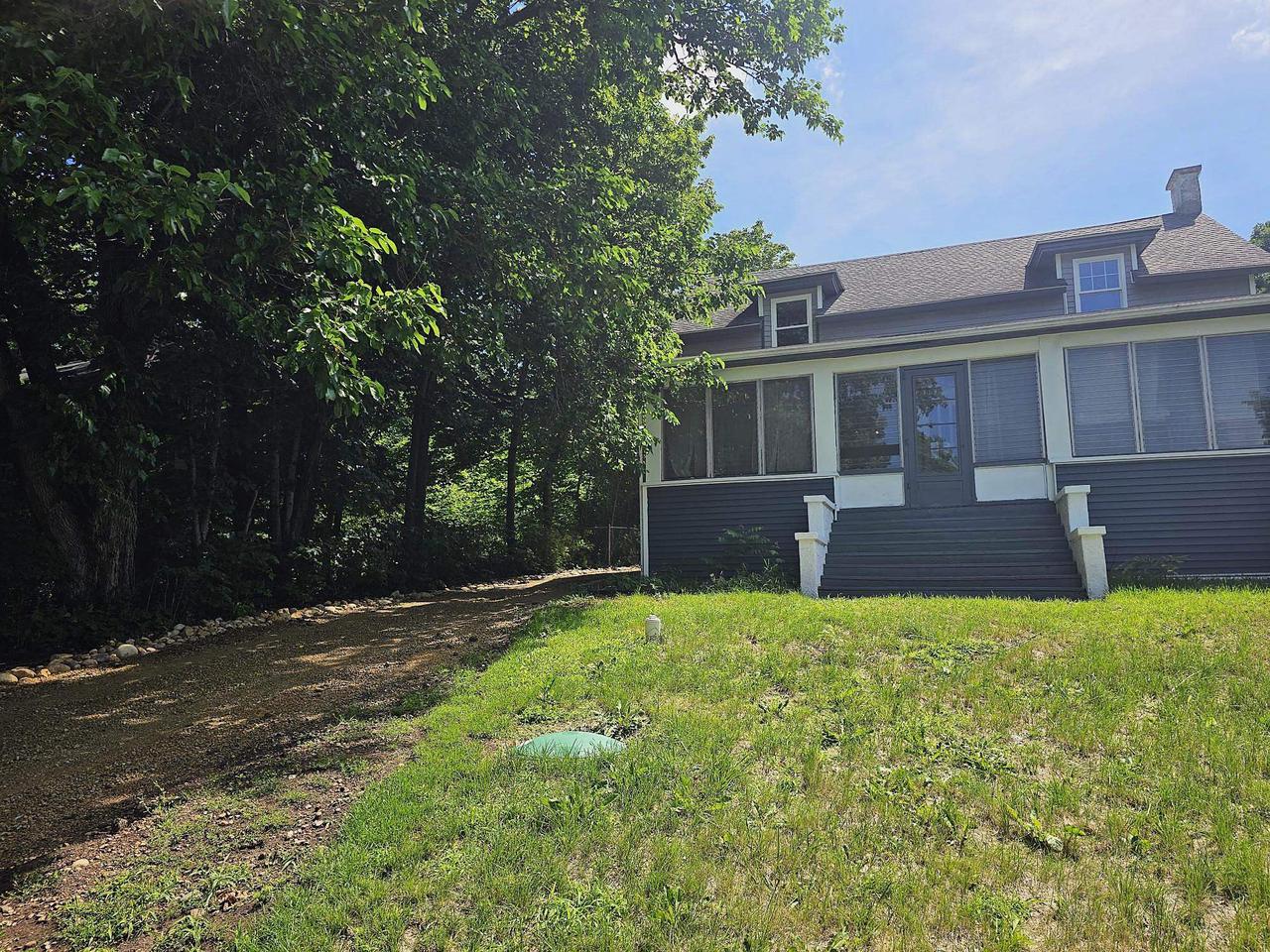 2467 S Riverside DRIVE, Beloit, WI 53511 — photo 2