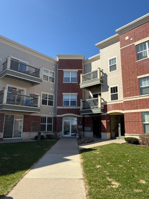 5198 Sassafras Drive 205 — photo