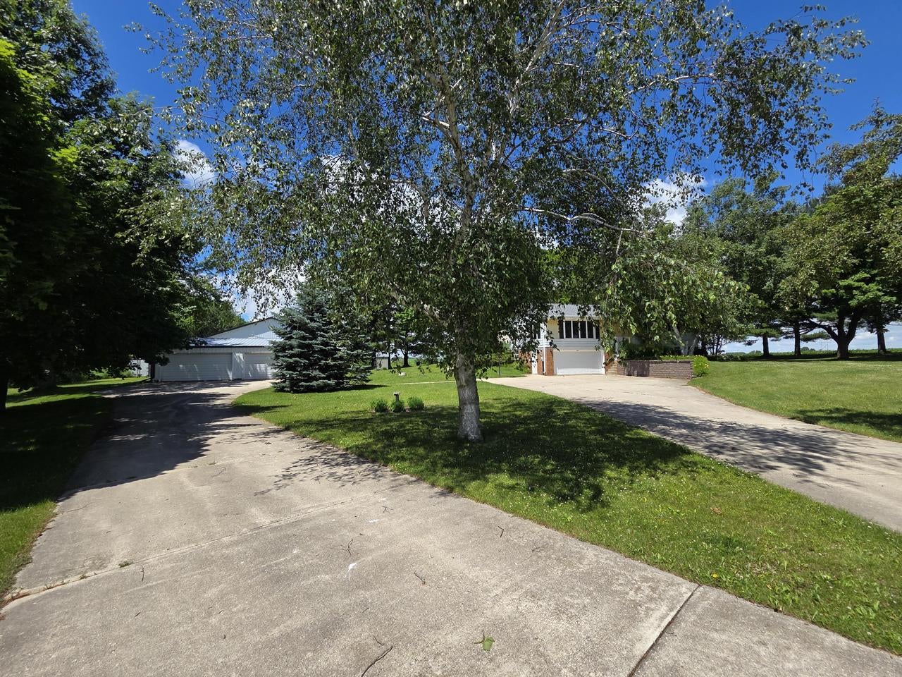 6051 Blueberry ROAD, Allenton, WI 53002 — photo 3