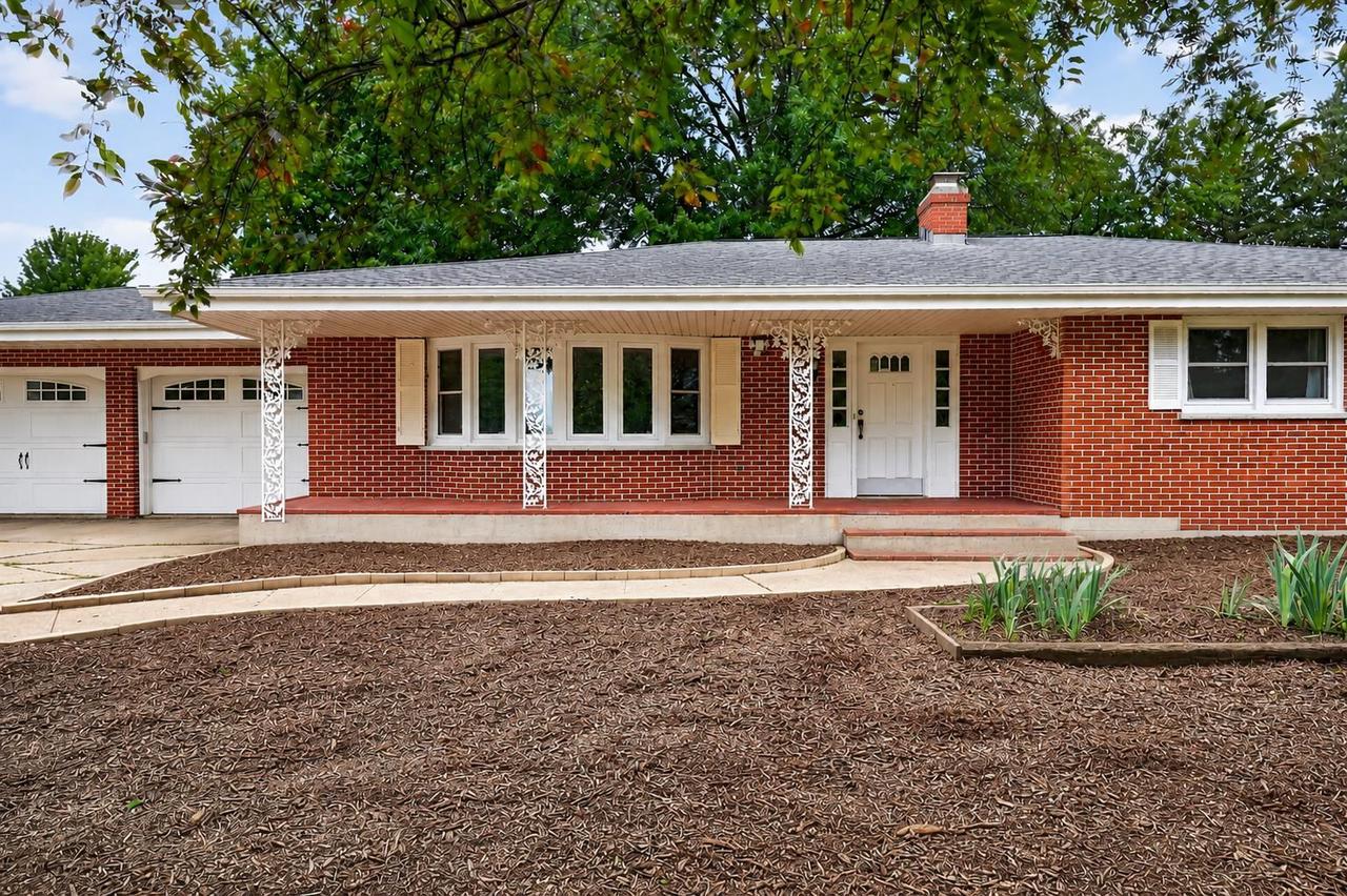 726 Rockshire Drive — photo