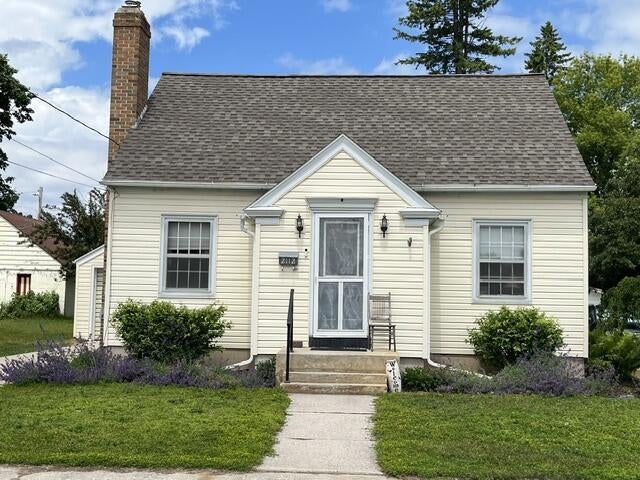 2112 30th STREET, Two Rivers, WI 54241