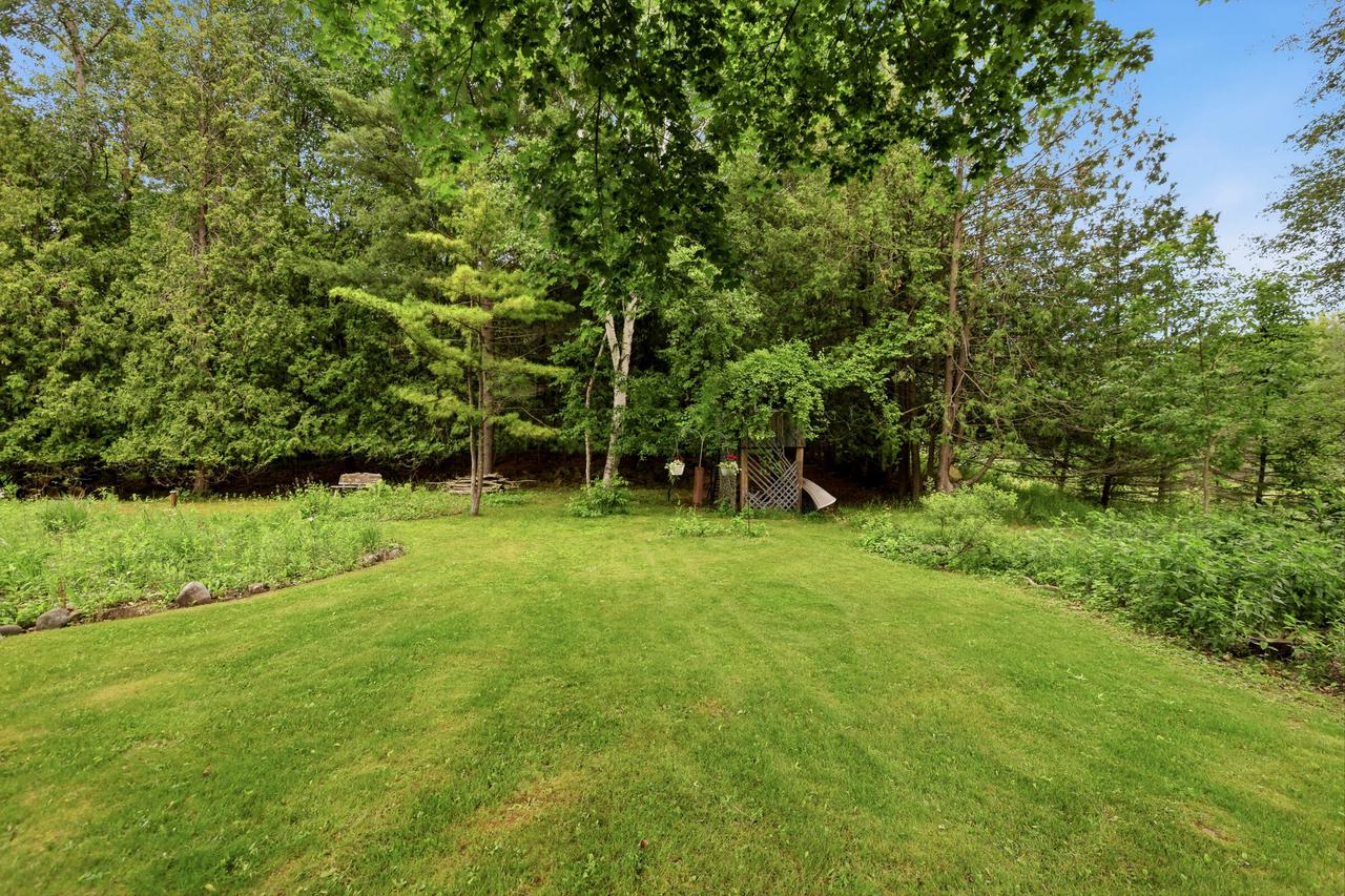 7423 Maple LANE, Two Rivers, WI 54241 — photo 3