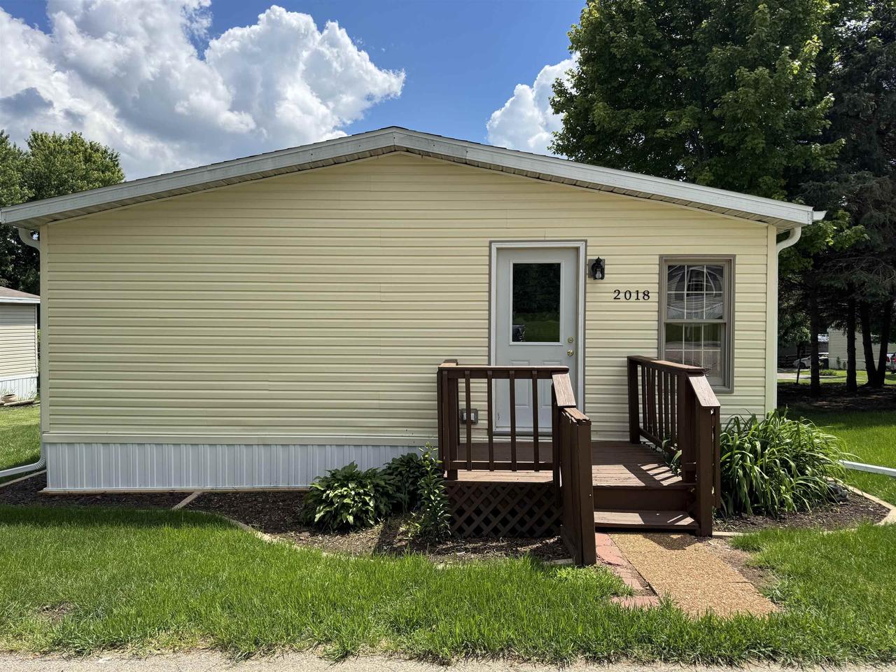 2018 Edgeview Drive — photo