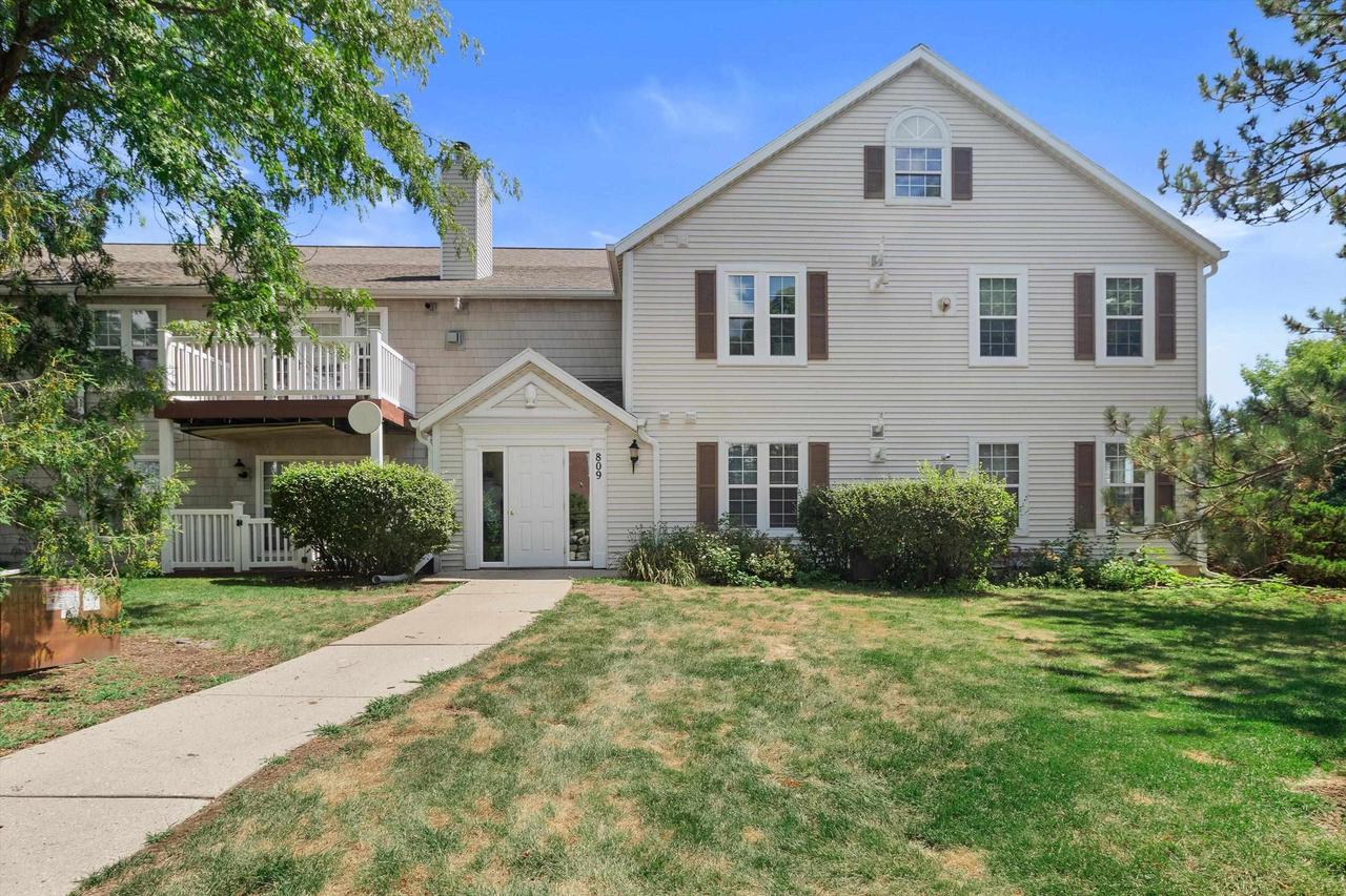 809 Harbor House Drive 7 — photo