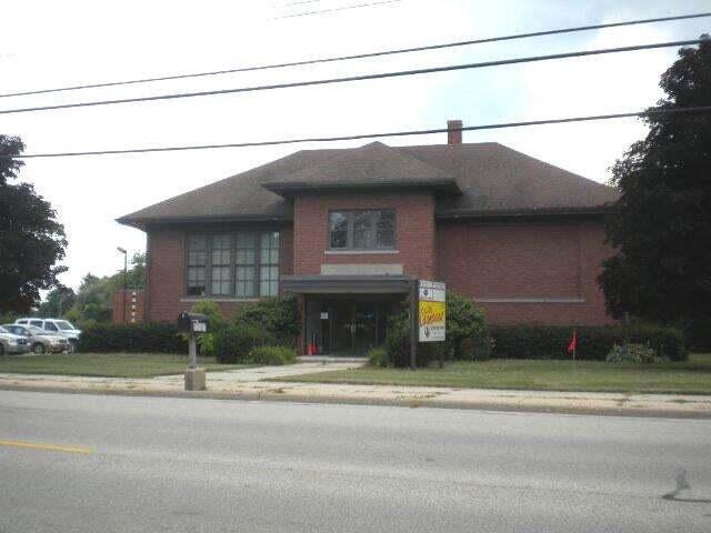 10127 Northwestern Avenue 2 — photo