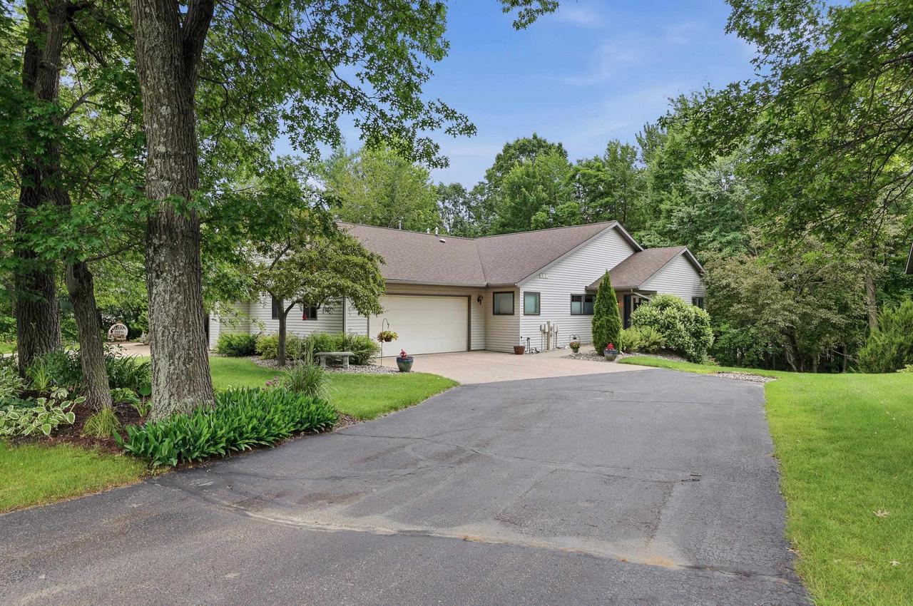 3301 Yvonne Drive — photo