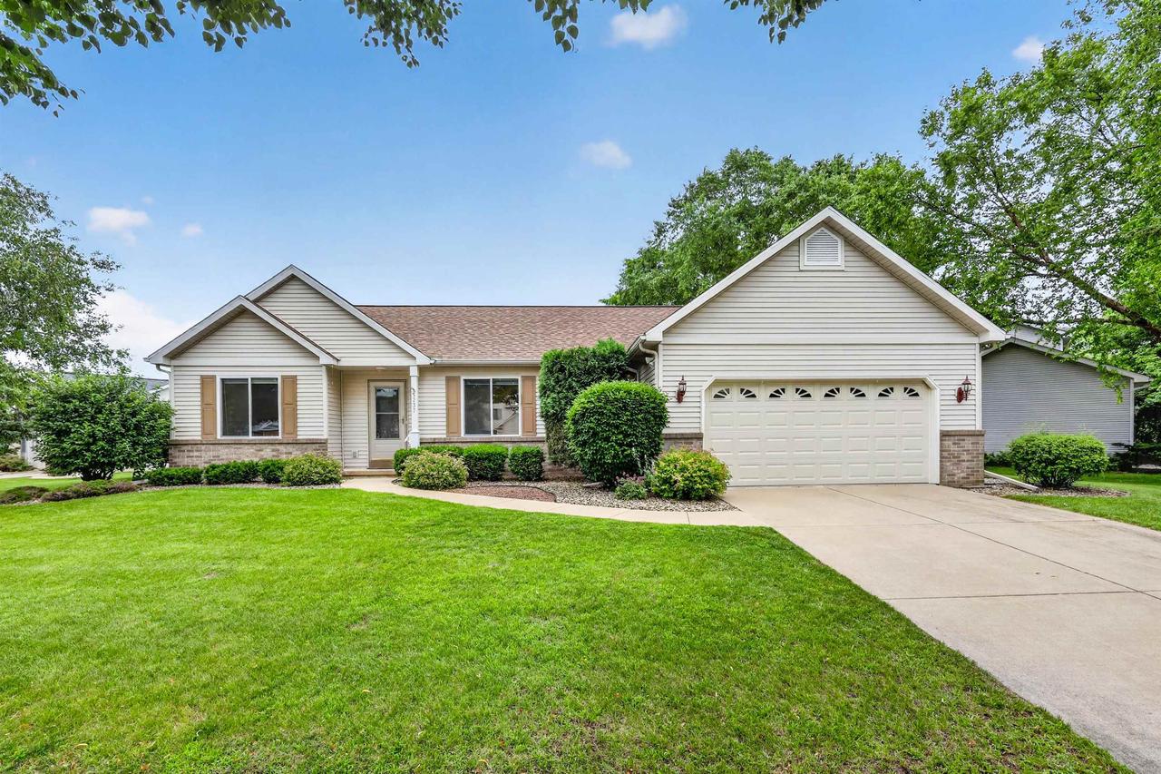 5237 Summer Ridge DRIVE, Madison, WI 53704