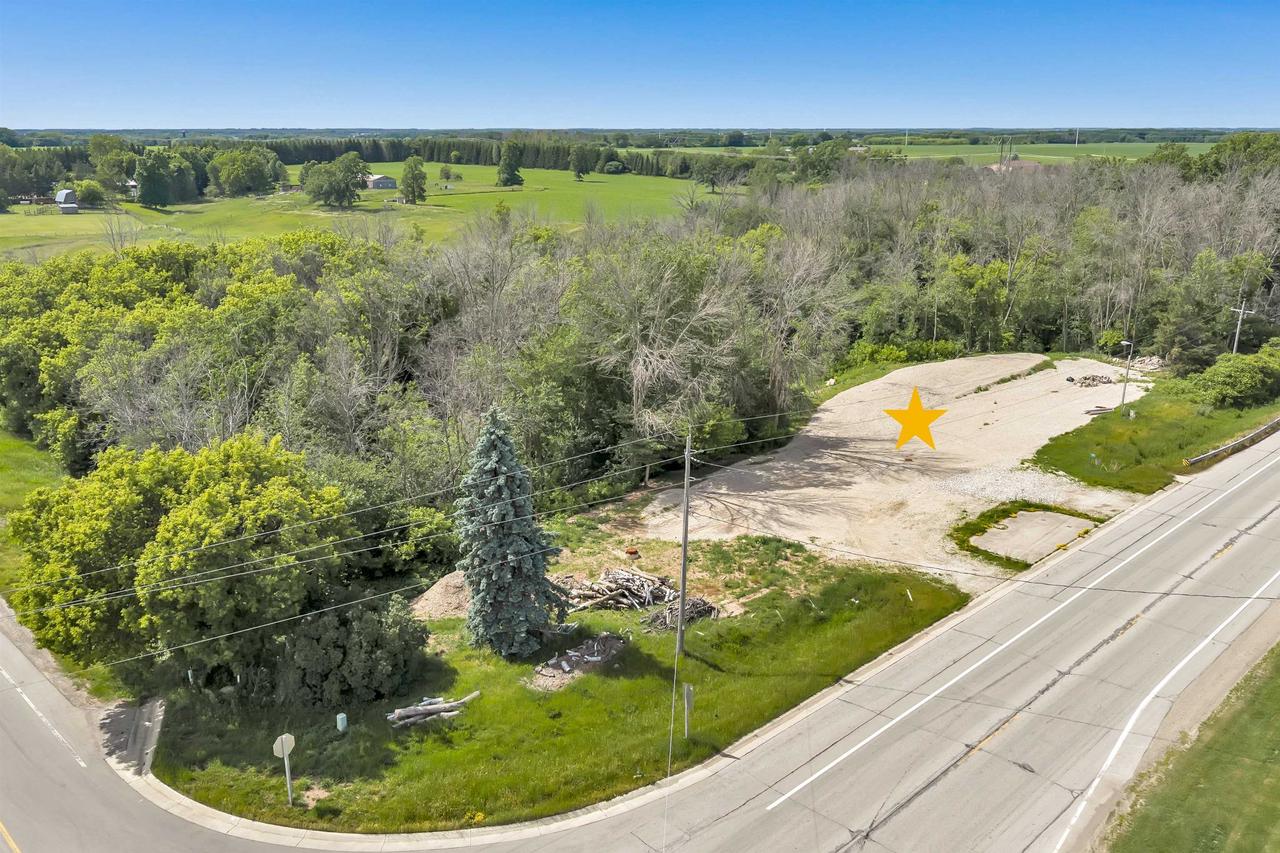 4864 State Highway 57 — photo