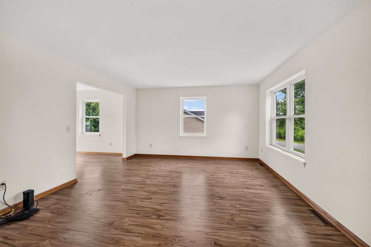 210 Rustic DRIVE, Madison, WI 53718 — photo 2