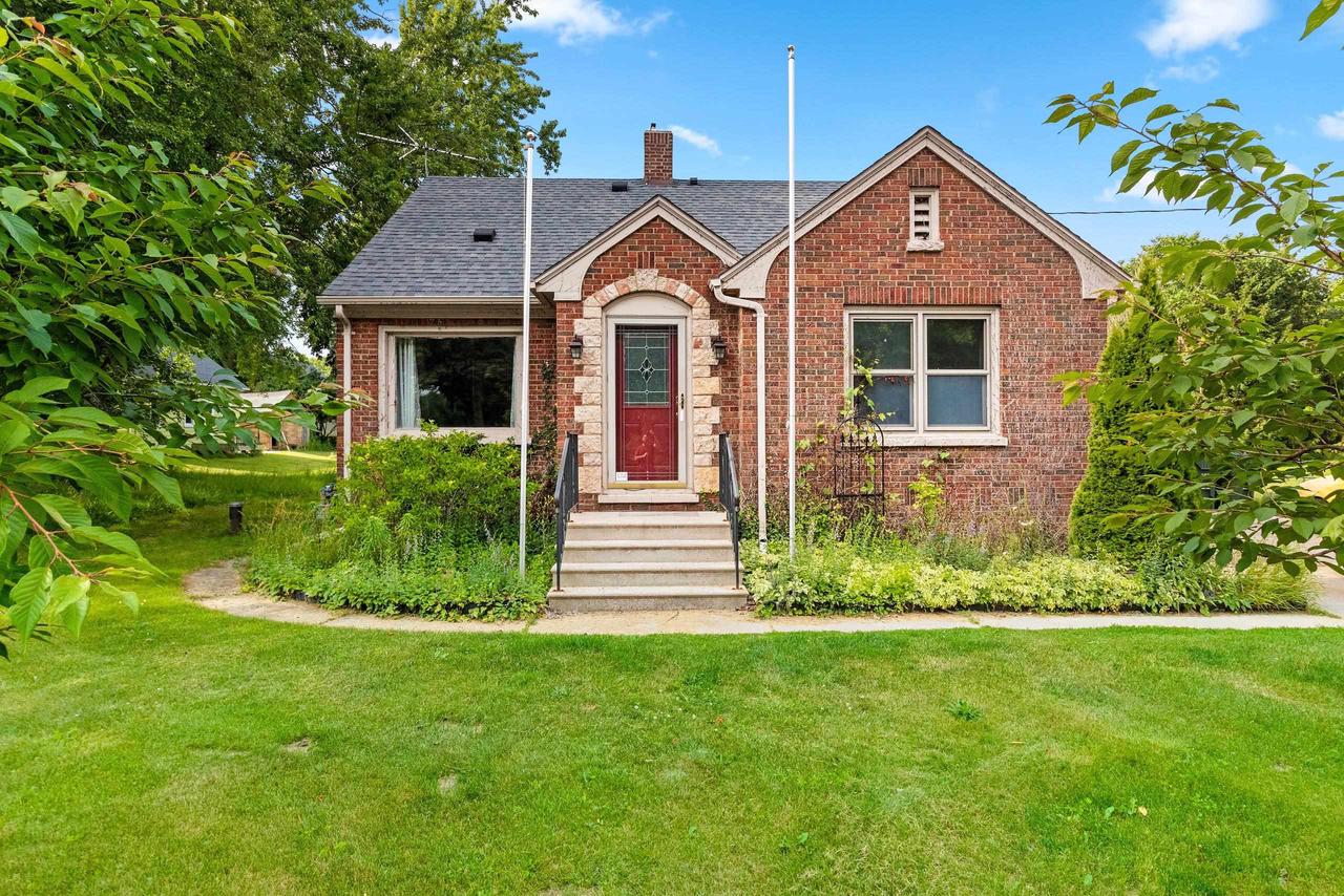 E3276 County Rd S, Lincoln, WI 54205
