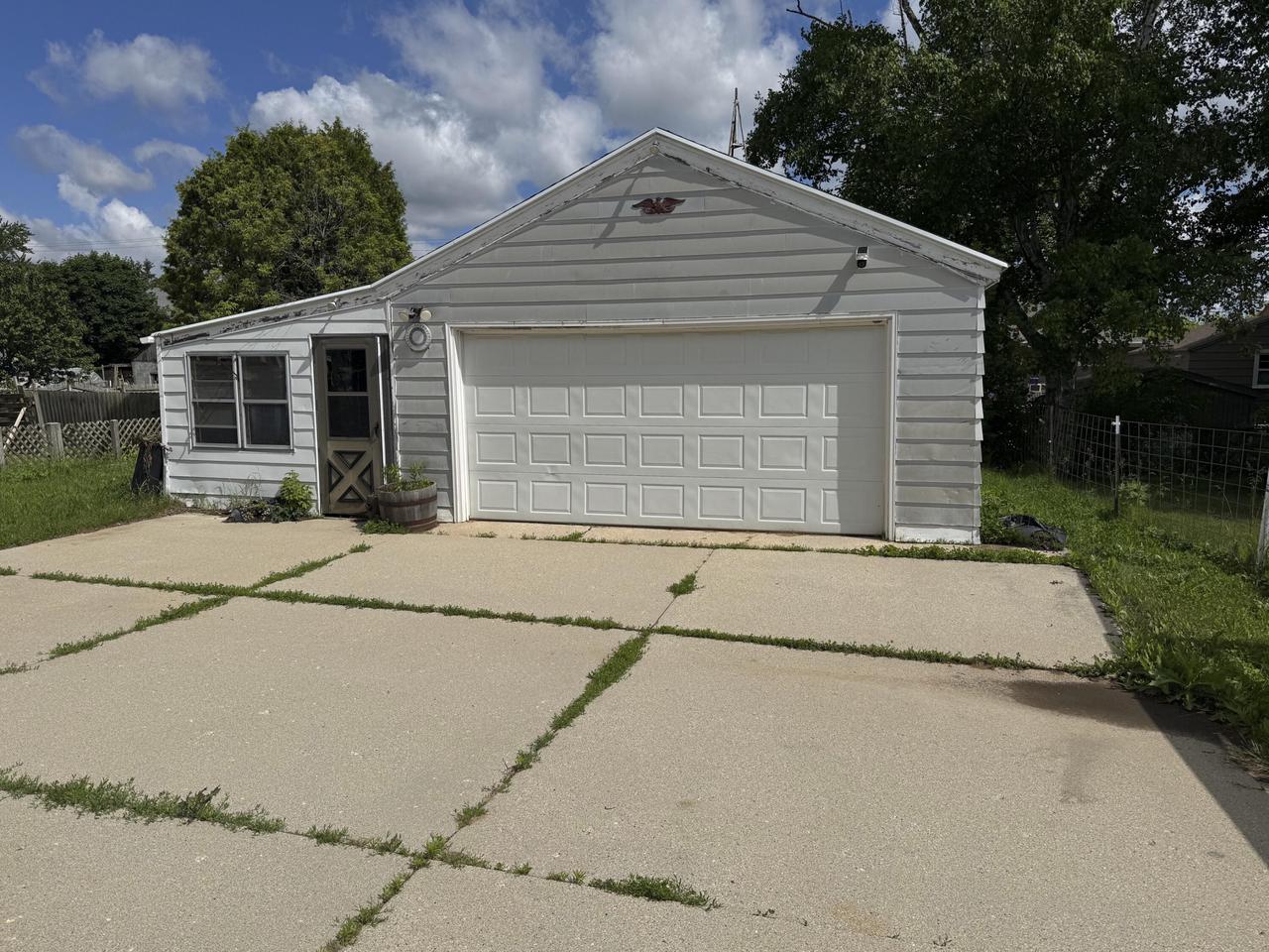 1916 12th STREET, Two Rivers, WI 54241 — photo 2