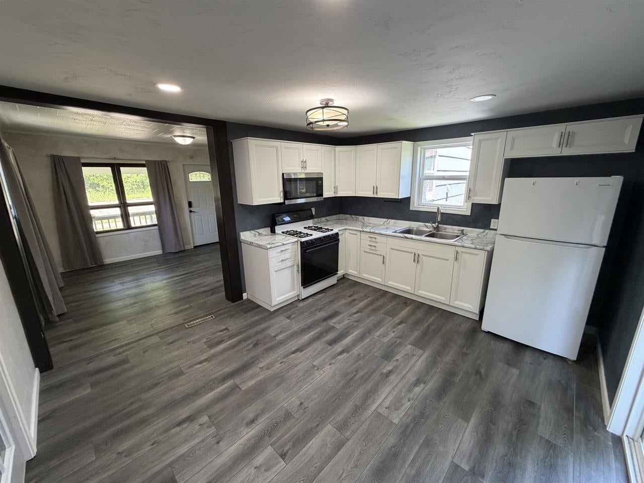 930 Eagle STREET, Rhinelander, WI 54501 — photo 2