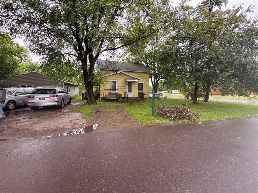 1002 Cora Avenue — photo
