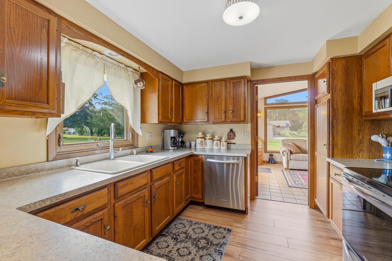 1237 audubon rd, SHEBOYGAN WI 53083 — photo 3