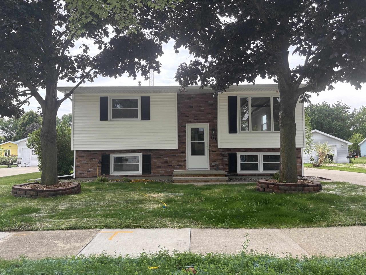 1135 Greenfield Trail — photo