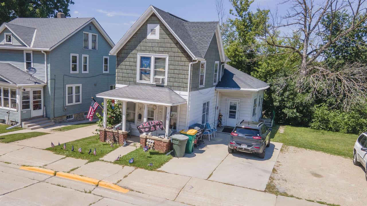 208 W Jackson Street — photo