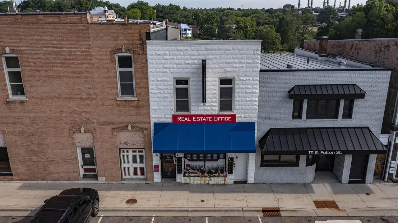109 E Fulton Street — photo