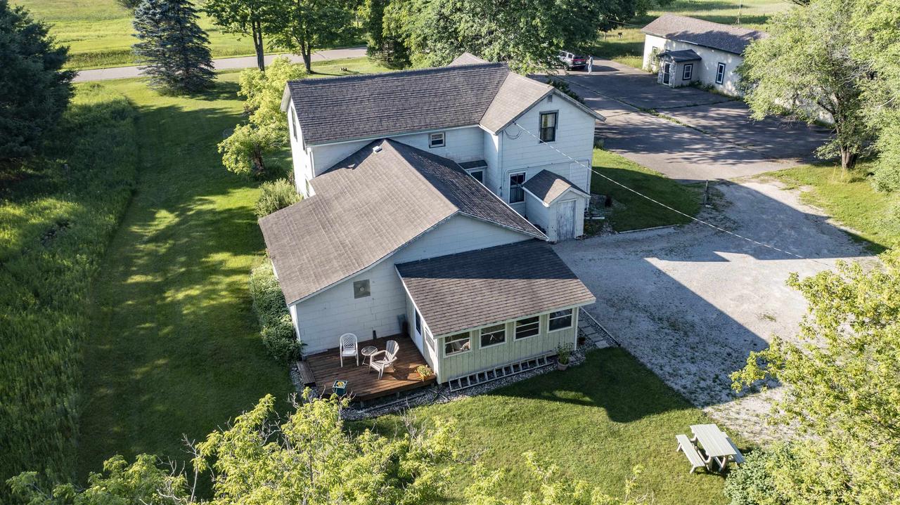 1600 Townsend Road — photo