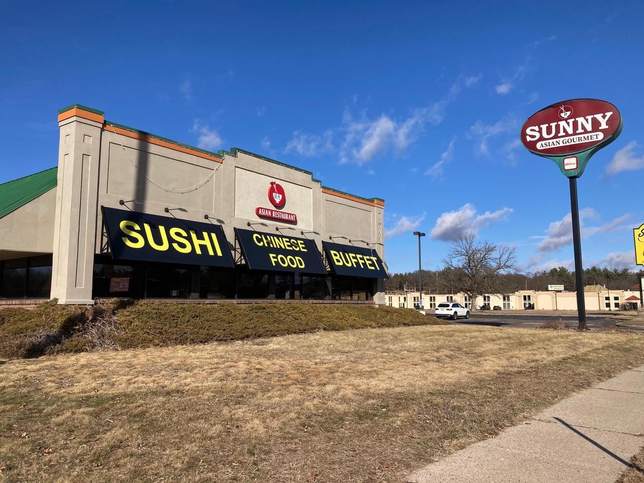 811 N Frontage Road — photo