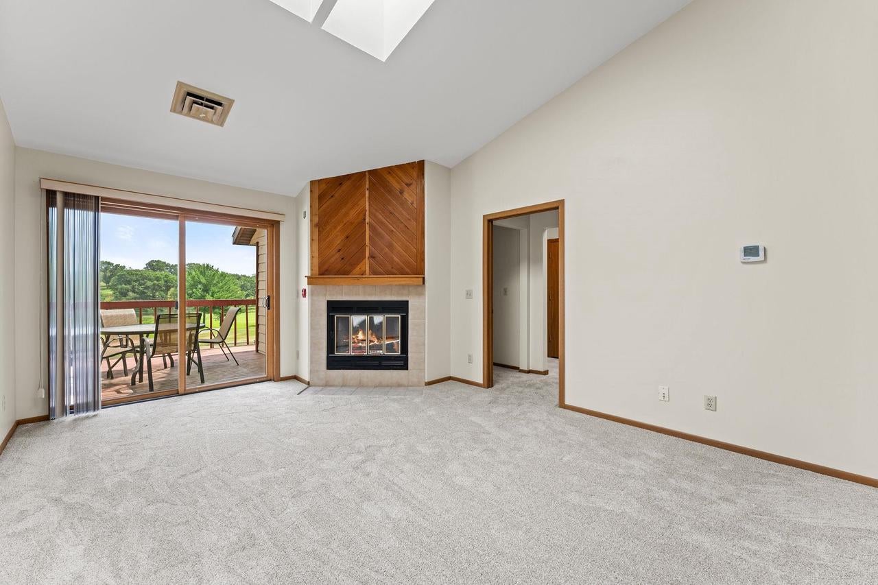 833 County RD H #8, Wisconsin Dells, WI 53965 — photo 3