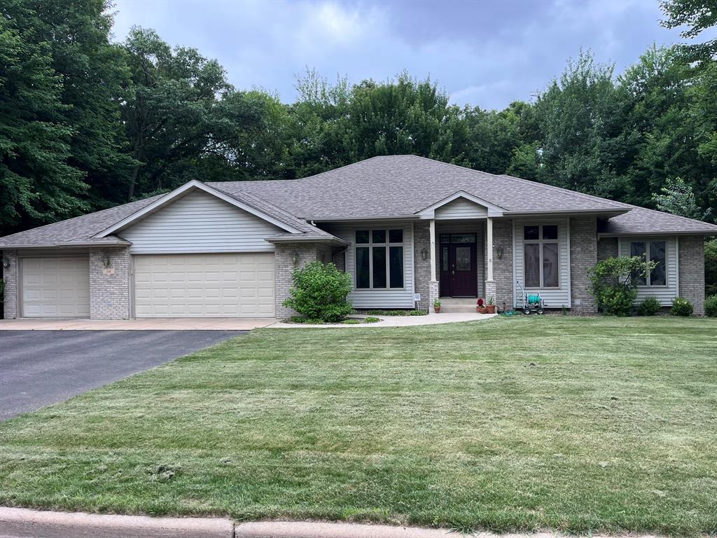 228 Oak Knoll Drive — photo