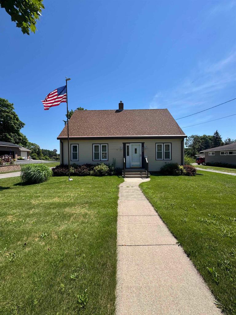 971 Metomen STREET, Ripon, WI 54971 — photo 2