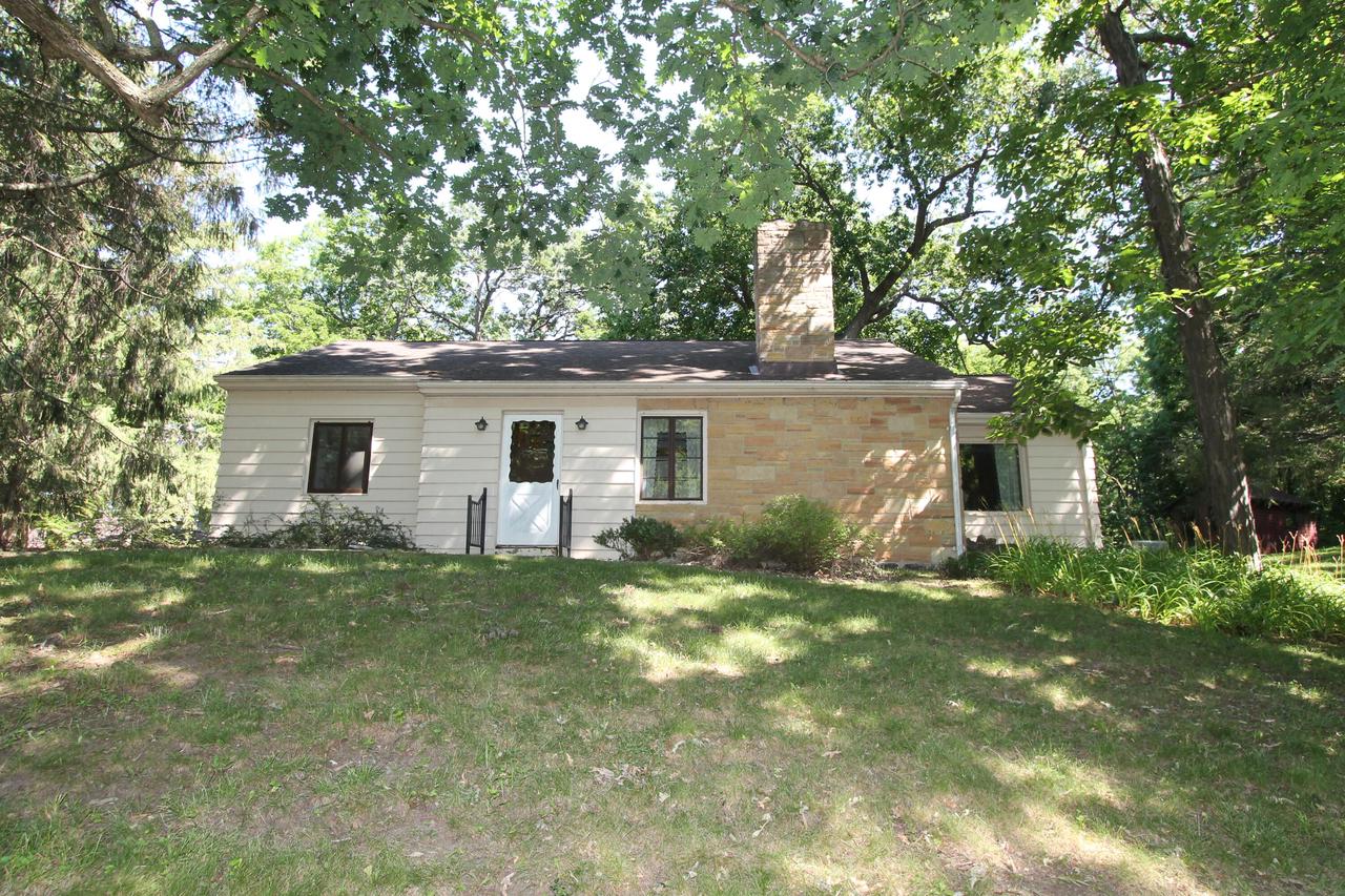 29306 Durand Avenue — photo